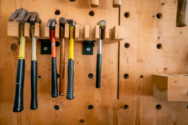 How to Store Hammers How to Store Hammers